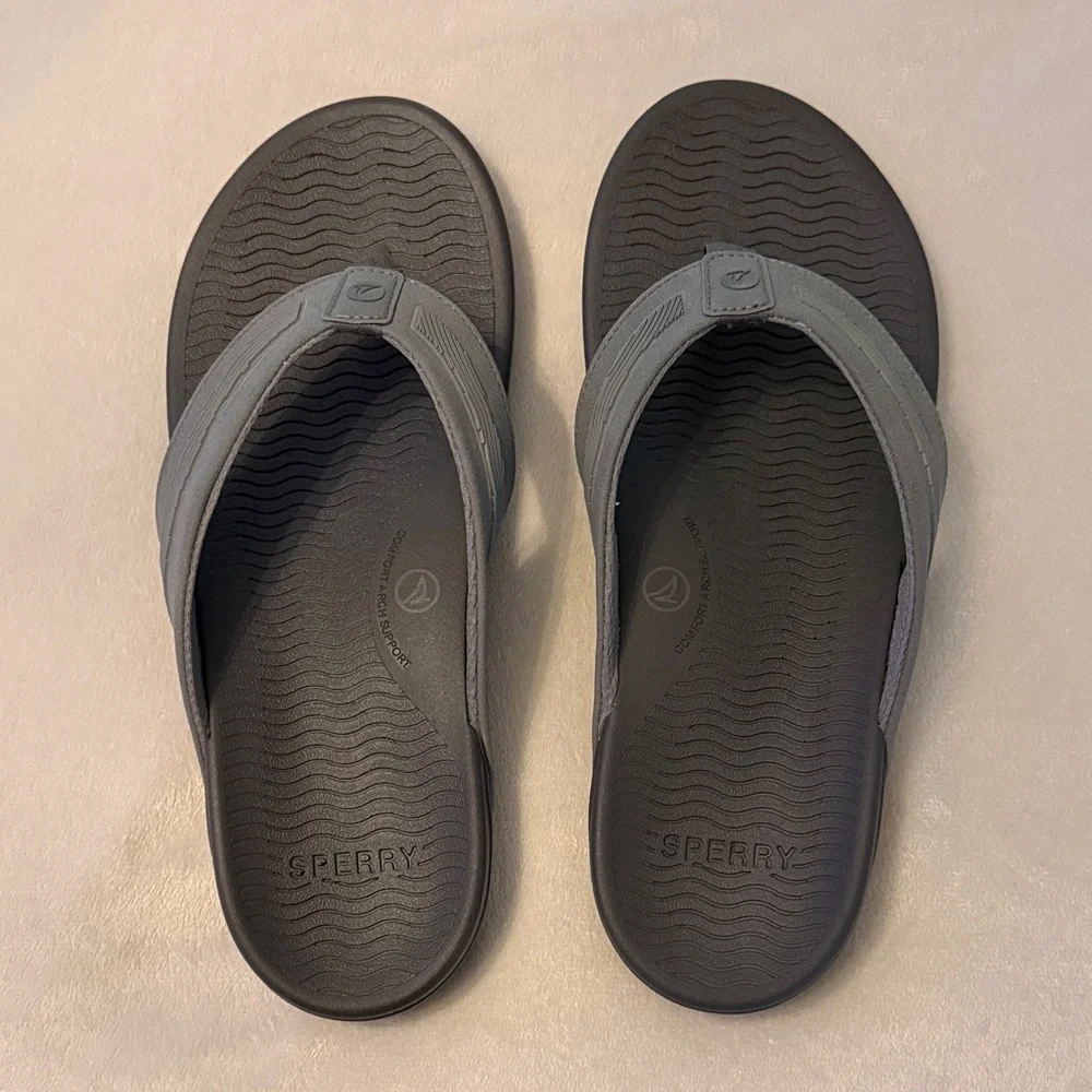NWOT Sperry Men’s Flip Flop/Sandles (never worn)